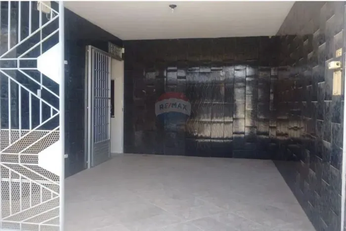 Casa de três quartos com suíte mais duas quitinetes