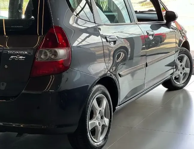 Honda Fit LX 1.4/ 1.4 Flex 8v/16v 5P Aut. 2005