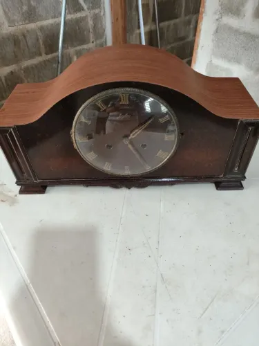 Relógio de Mesa Antigo Junghans