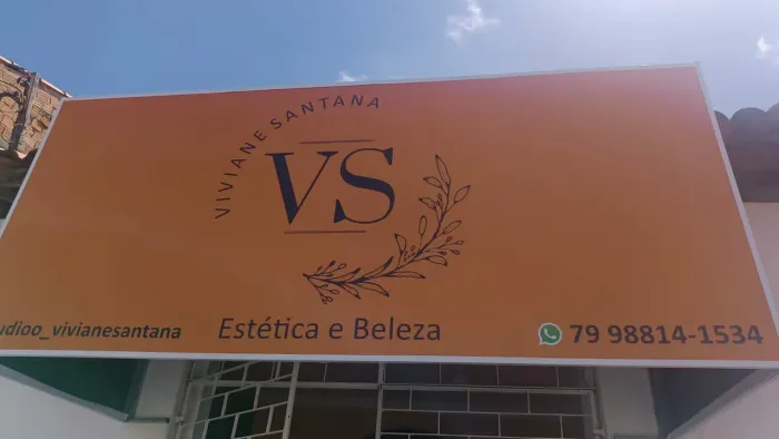 Vende-se um toldo bem conservado sem rasgos e ferro galvanizado 