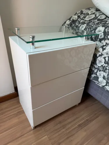 Mesinha de Cabeceira