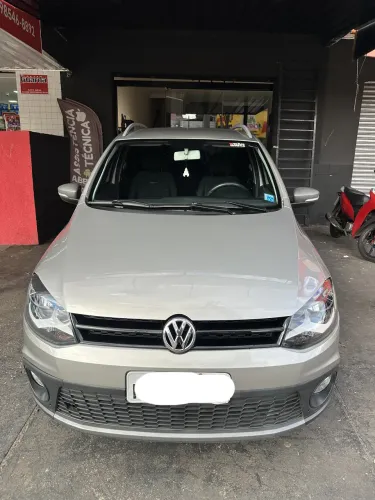Volkswagen Crossfox 1.6 MI Total Flex 8V 5P 2012