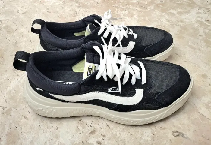 Tênis Vans Ultrarange Neo VR3