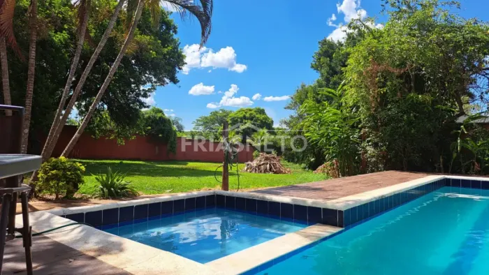 Chácara disponível para venda, localizada no bairro Conceição, em Piracicaba/SP.