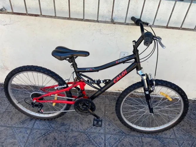 Bicicleta aro 24 infantil Caloi quadro Full suspension 21 marchas com suspensão dupla!!
