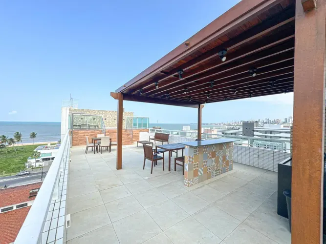 Cobertura vista mar no Jardim Oceania com 186m²