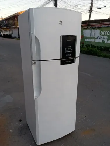 Geladeira Frostfree G&E 400L
