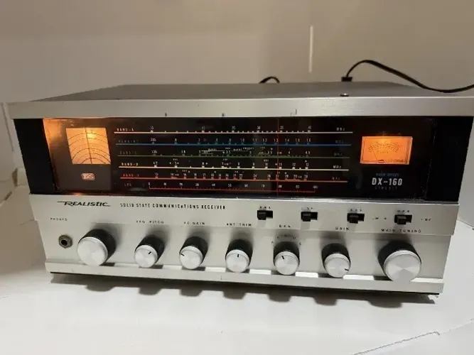 Rádio Receptor Realistic Dx-160 + Alto Falante Sp-150 Am Oc (Usado)