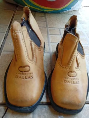 Bota infantil Dallas