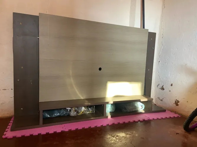 PAINEL PARA TV À VENDA