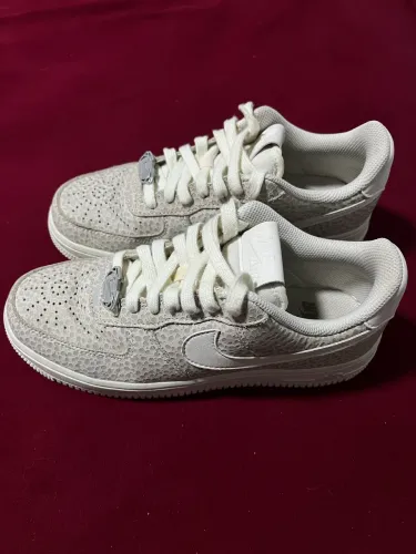 Tênis Nike Air Force 1 07 feminino original