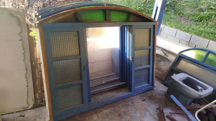 Lote 4 Janelas De Demolição Em Arco Com Vidro Colorido (Madeira)