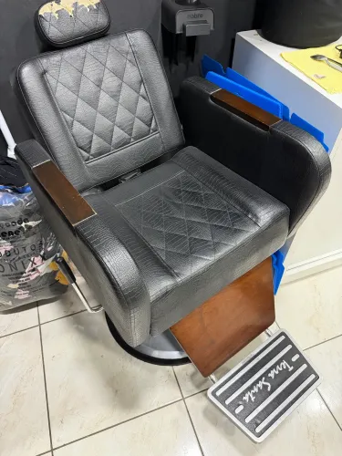 CADEIRA DE BARBEIRO