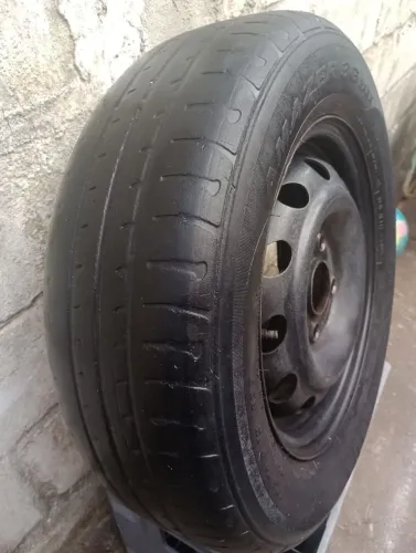 Pneu 100/4 aro 13 Chevrolet<br>$160 <br>Interessados chama no WhatsApp *49