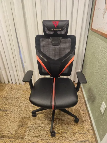 Cadeira Gamer Ergonômica Thunderx3 Thunderx3 Yama1 Top