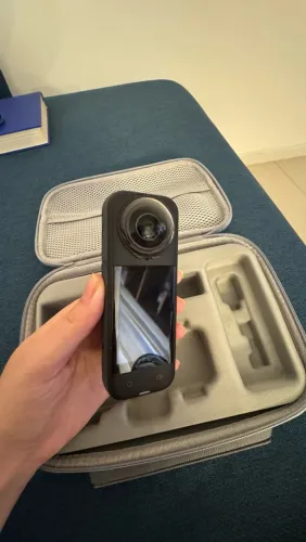 Camera insta 360 x5
