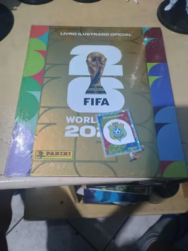Álbum da copa cor ouro