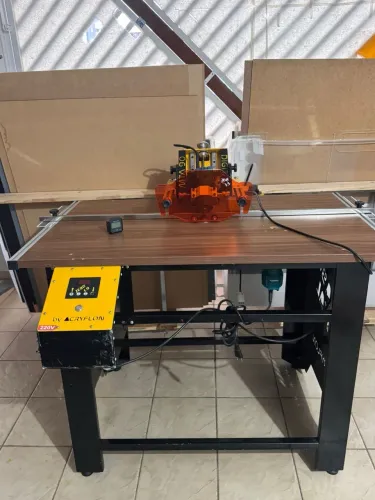 Tupia para corte angular acrílico MTA90 Acryflon