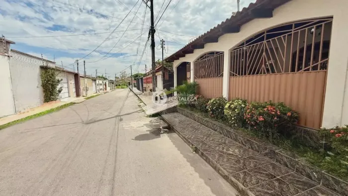 Imóvel para venda possui 211 metros quadrados com 3 quartos em Conjunto Tucumã - Rio Branc