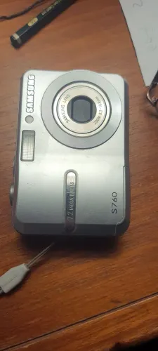 Canera samsung s760