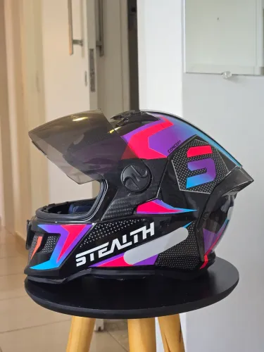 Capacete Stealth Concept - Tam. 56 - Fabricação 06/2025 - Excelente Estado