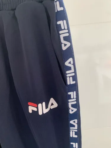 Conjunto Fila original jaqueta e calça tamanho 16