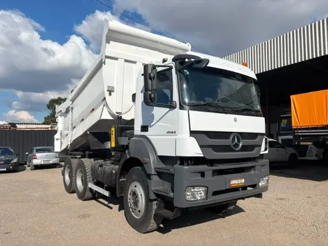 Mb Axor 4144, Automático , 2017.