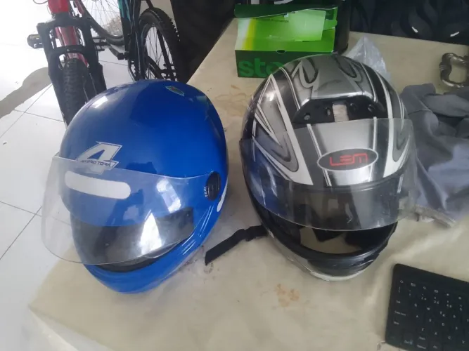 2 Capacetes por 110 reais