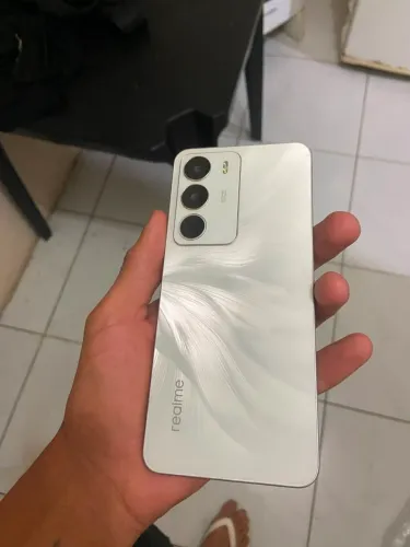 VENDO REALME C71 2026 SEMINOVO. 256GB 16GBRAM.