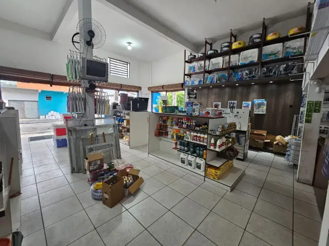 Ponto comercial/Loja/Box para aluguel tem 200 metros quadrados