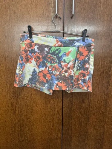 short saia para academia estampado m