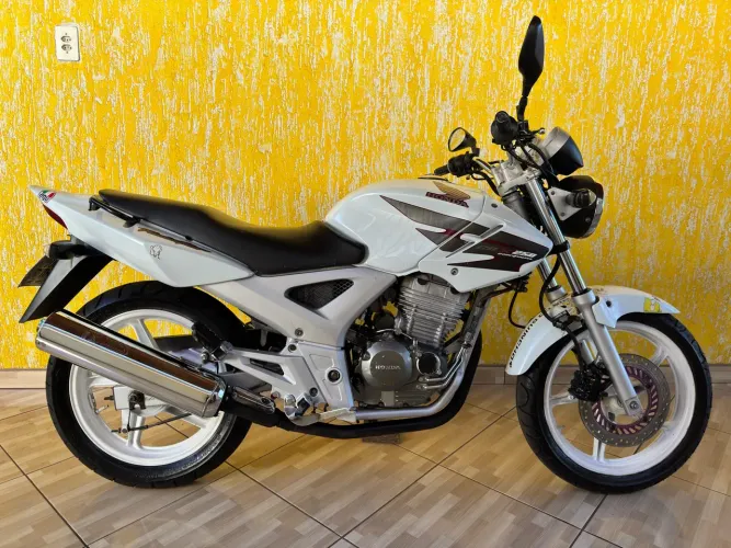 Honda CBX 250 Twister 2007