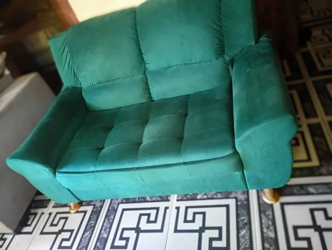 Vendo sofá semi novo aceito cartão