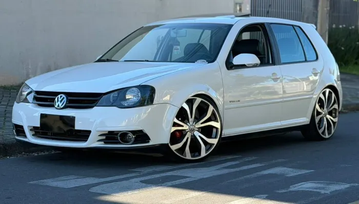 Volkswagen Golf Sportline 1.6 MI Total Flex 8V 4P 2011