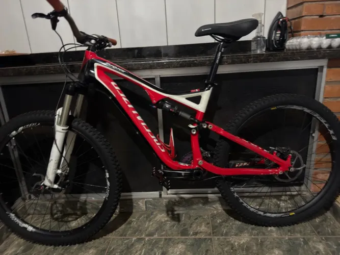 Bicicleta Specialized aro 26