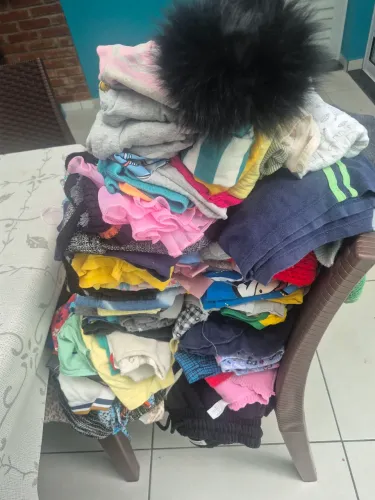 Roupas variadas de criança tamanho 0 até 14 anos 