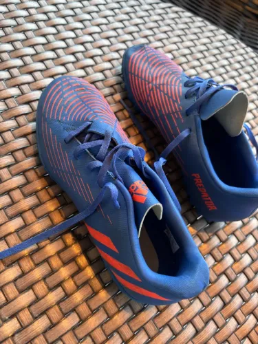 Kit 2 pares de chuteiras 