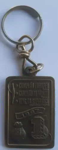 Chaveiro Medalha Club Do Porto Campeão Europeu e Mundial 1987<br>1987 Dourado-escuro (Usado)