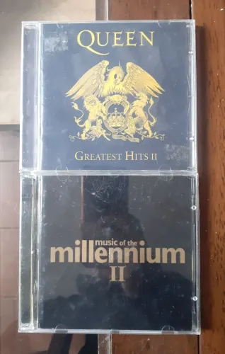 CD Queen e CD Music of the millennium ll ( duplo)
