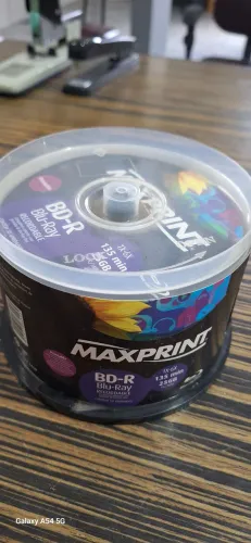 Pote com discos blu-ray bd-r 25 GB maxprint