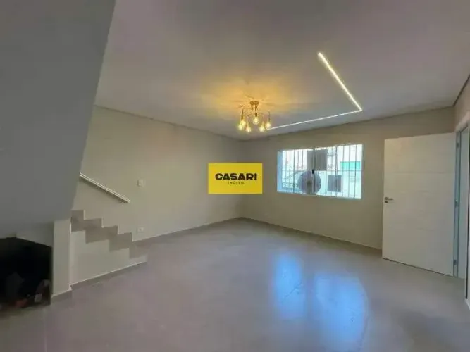 Sobrado à venda no Bairro Olímpico, em São Caetano do Sul/SP.