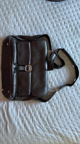 Bolsa carteiro preta em couro