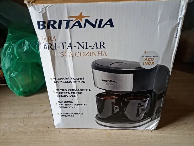 Uma cafeteira elétrica