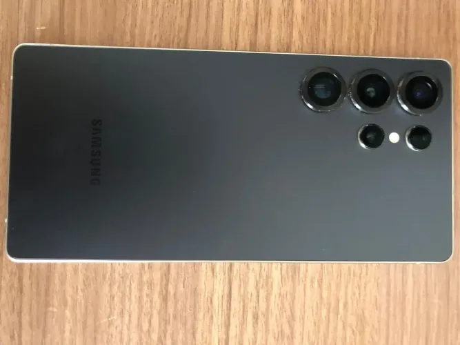 Samsung Galaxy S25 Ultra 5G - 512GB | 12GB RAM | Titânio Preto + Samsung Galaxy Watch Ultr