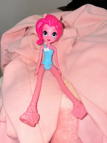 My Little Pony Equestria Girls Pinkie Pie valor de 75,00$