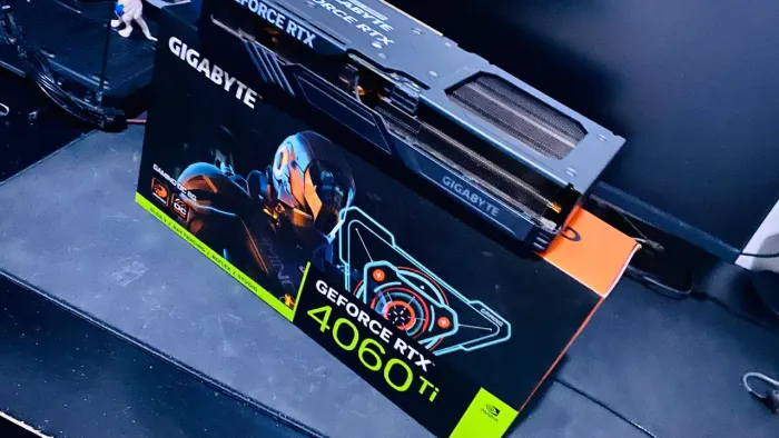 Vendo placa de vídeo, Rtx 4060ti Gaming oc 8gb