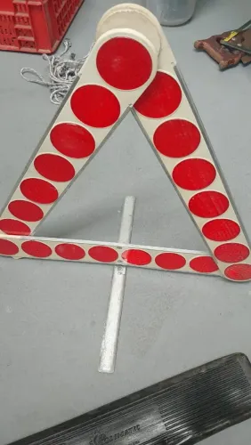 Triangulo para carro antigo