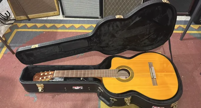 Violão Takamine gc5ce novo com hard case profissional 