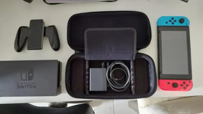 Switch V2 Desbloqueado c/ SD 32GB