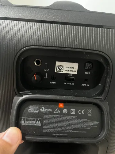 Caixa JBL